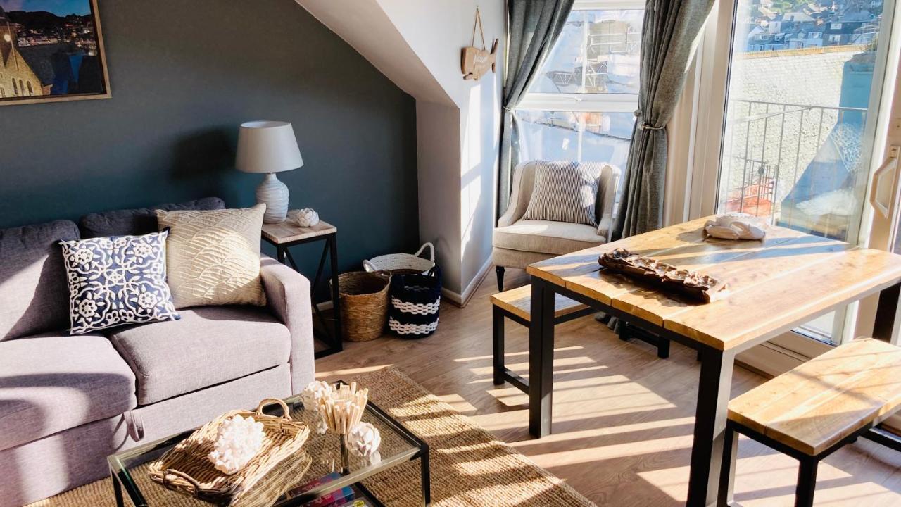 Looe With A View - Entire Apartment With Free Allocated Parking Exterior foto